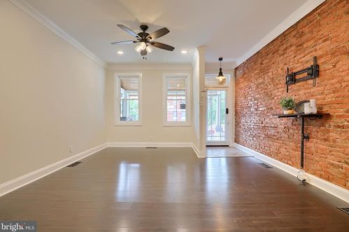 524 Orange St, Lancaster PA  17603-3665 exterior