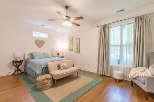 1648 Beacon Hill Blvd, Atlanta GA  30329-2556 exterior