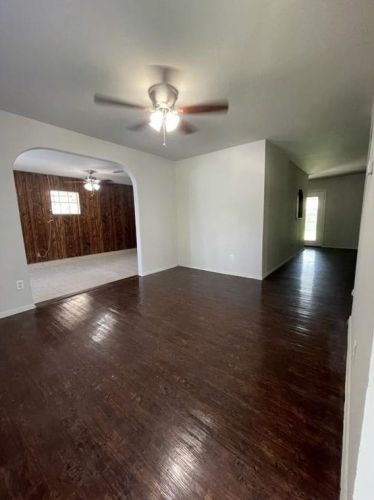 5305 Saddleback Rd, Garland TX  75043-3616 exterior