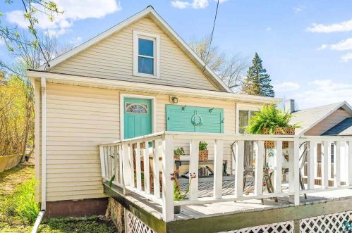 420 Broadway St, Scanlon, MN 55720-1749