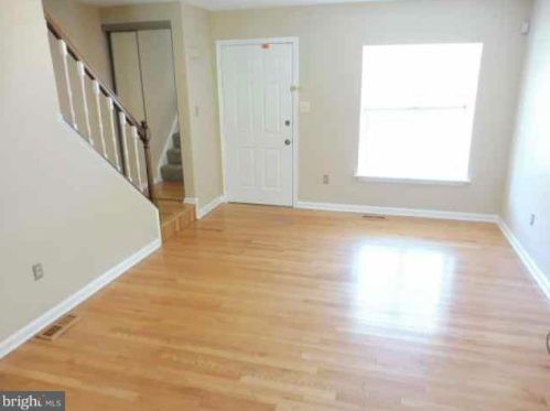 9067 Pickwick Village Ter, Silver Spring MD  20901-3882 exterior