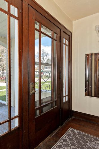 133 Victory St, Waukegan, IL 60085-0823