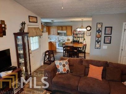 27 Jordi Ct, Newnan, GA 30263-5865