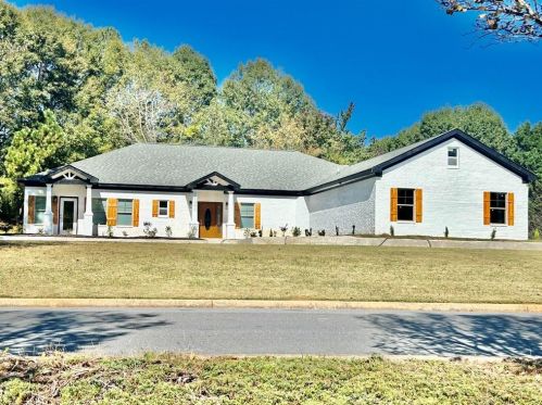 1092 Jimson Cir, Conyers GA  30013-2086 exterior