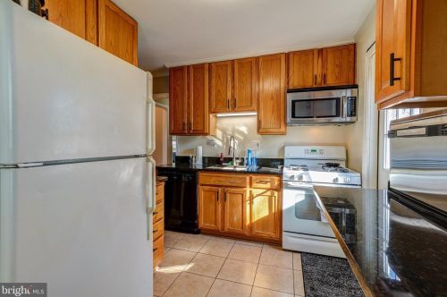 4218 Round Hill Rd, Silver Spring MD  20906-4869 exterior