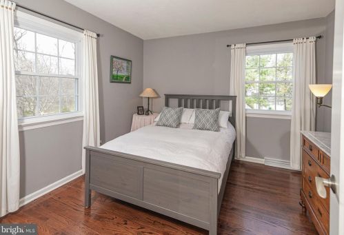 23 Honeybrook Dr, Princeton NJ  08540-7408 exterior