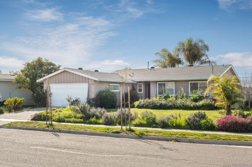 4296 Mount Putman Ave, San Diego, CA 92117-4747