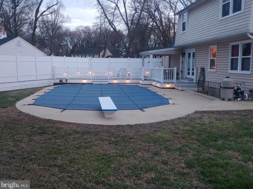 201 Newport Dr, Severna Park MD exterior