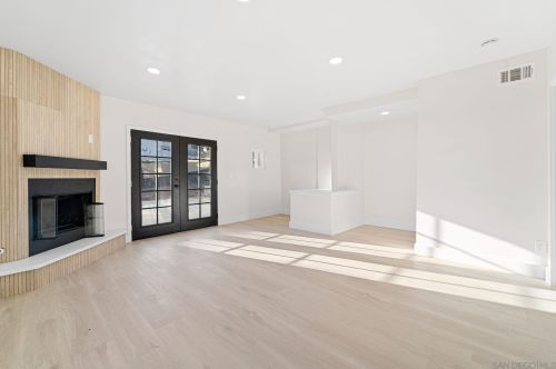 252 Plumosa Ave, Vista CA  92083-8022 exterior