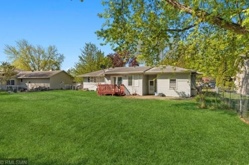 213 Yoho Dr, Anoka MN  55303-1902 exterior