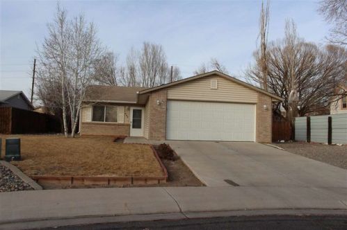 499 Aspen Grove Dr, Clifton, CO 81520-8374