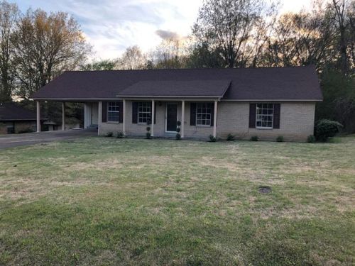 204 Moore Dr, Terza, MS 38606-9373
