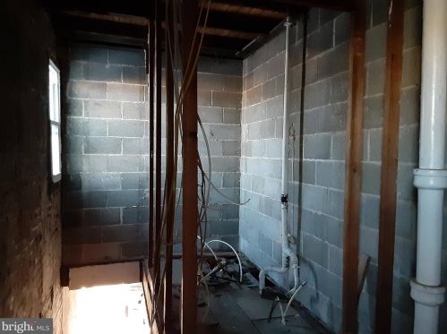 236 Ross St, Lancaster PA  17602-1940 exterior