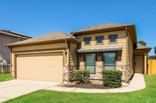 2000 Lost Pine Ct, Conroe TX  77304-3802 exterior