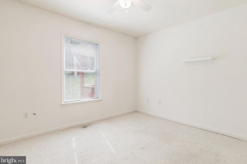 351 Cub Run Ln, Harpers Ferry WV 25425-6476 exterior