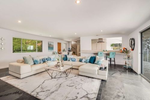 14067 Summit Dr, Whittier, CA 90602-1955