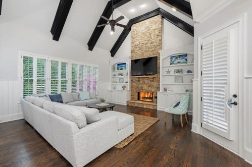 1246 Stonecroft Way, Marietta GA  30062-4772 exterior