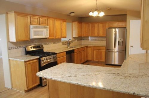 2324 Mdw St, Cedar City UT 84720-2265 exterior