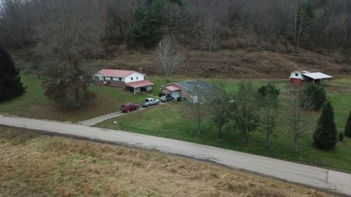 2322 Middle Frk, Reedy WV  25270-9766 exterior