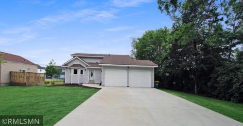 707 69th Ave, Minneapolis MN  55430-1621 exterior