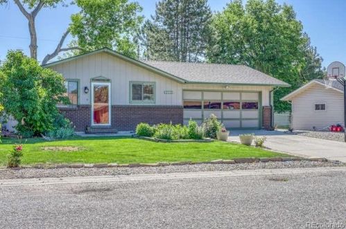 5604 Mckinley Ave, Loveland, CO 80538-1658