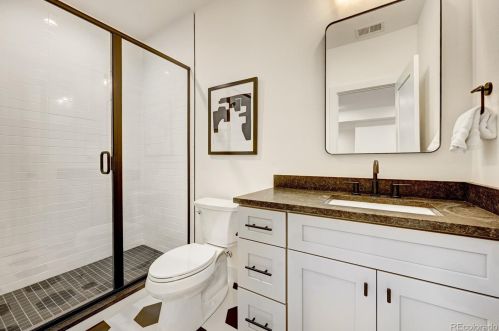 2712 Pennsylvania St, Englewood CO  80113-1644 exterior