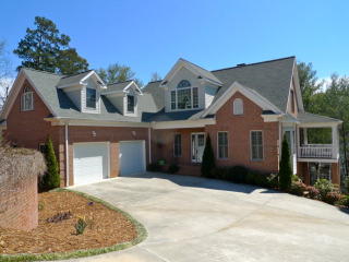 1846 Southpointe Dr, Morganton, NC 28655-9894