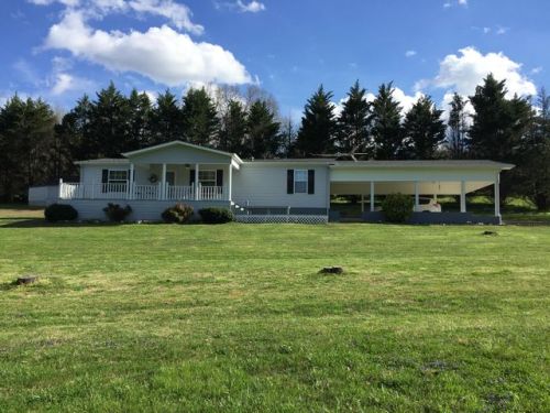 145 Jefferson Cir, Cumberland Gap, TN 37724-5330