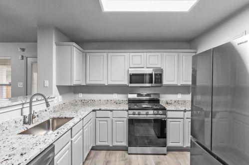 3111 Etheredge Dr, Austin TX  78725-4767 exterior