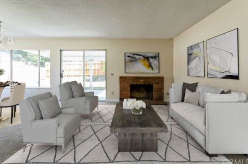 910 Aaron Dr, Redlands, CA 92374-3813
