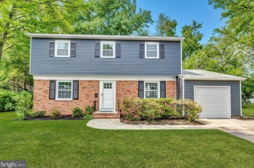 15 Whitemarsh Dr, Trenton, NJ 08648-3739