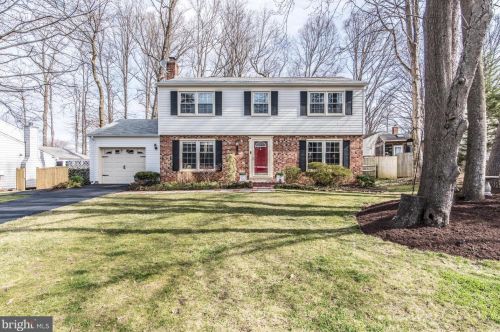 12804 Reams Station Pl, Herndon, VA 20170-2836