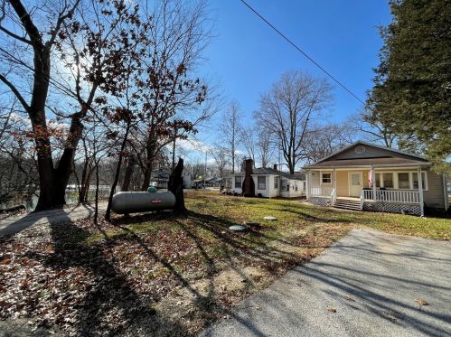 3320 Apple Ave, Momence, IL 60954-3167