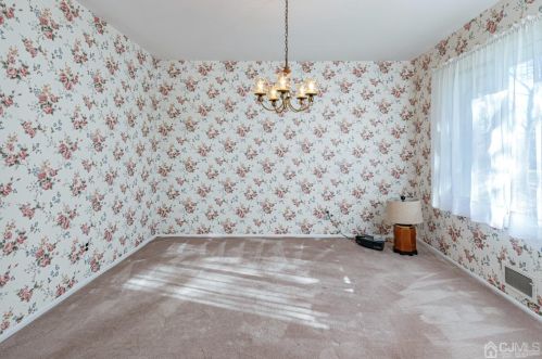 32 Taylor Rd, Princeton NJ 08540-9521 exterior