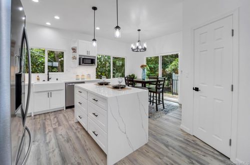 3607 Nipo St, Honolulu HI  96822 exterior