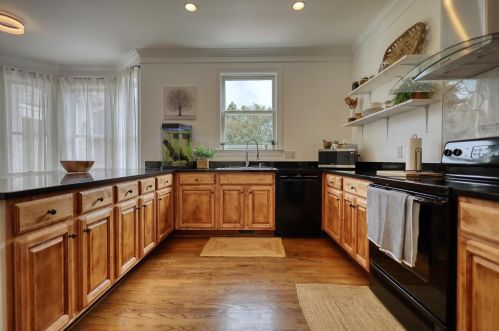 1041 Devon Dr, Madison GA  30650-6409 exterior