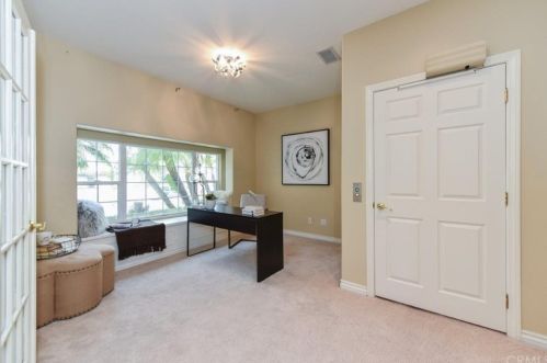 2 Heather, Irvine CA  92620-2219 exterior