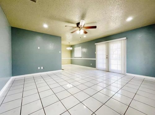 3517 Cobblestone Dr, Fort Worth TX  76140-1248 exterior