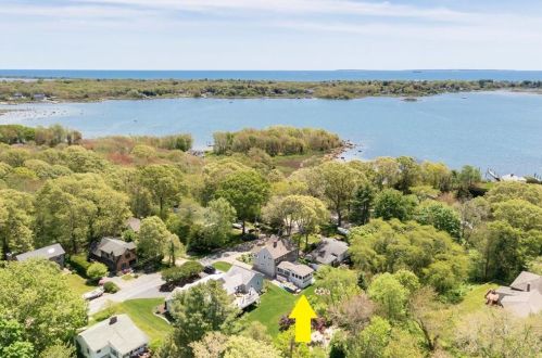 119 Shirley Dr, Charlestown, RI 02813-1430