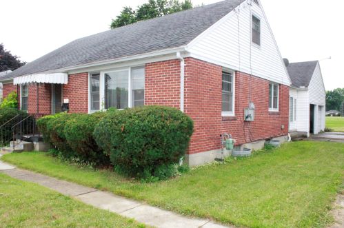 1701 Salem Ave, Springfield, OH 45505-4347