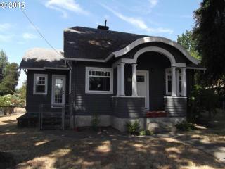 4917 King Rd, Portland, OR 97222-5238