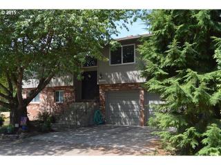 21215 Sayre Dr, Aurora, OR 97002-9217