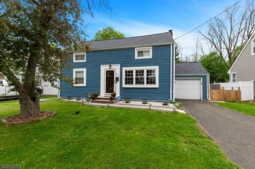 1763 Mountain Ave, Scotch Plains, NJ 07076-1063