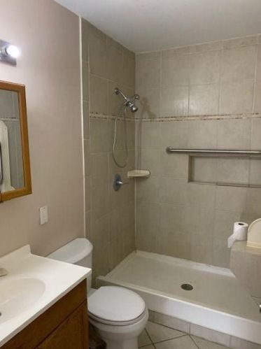 917 Robinhood Ln, Angleton TX  77515-3525 exterior