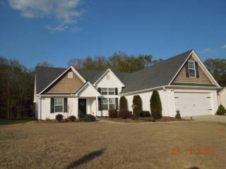 528 Hemlock Dr, Winder, GA 30680-5205
