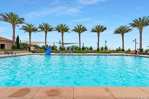 155 Pathway, Irvine CA  92618-8846 exterior