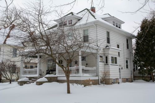 305 Franklin Ave, Stratford, IL 61064-1212