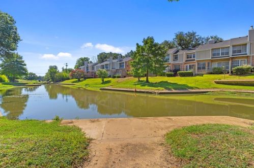 2320 Southlake Ct, Irving TX 75038-5653 exterior