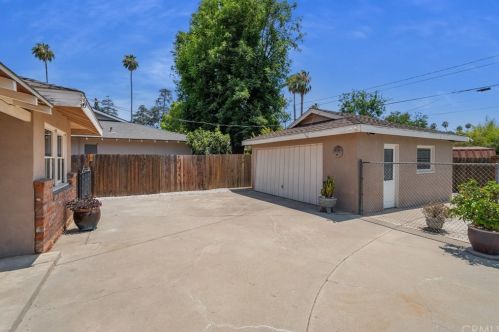 4166 Beechwood Pl, Riverside CA  92506-1151 exterior