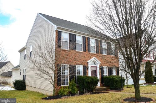 12 Tritapoe Pl, Lovettsville, VA 20180-8635
